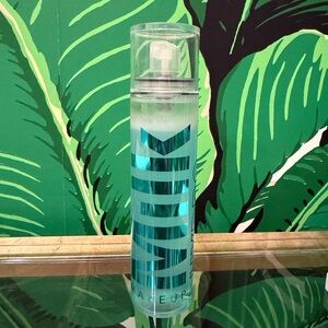 MILK MAKEUP Hydro Grip 12HR Dewy Setting Spray